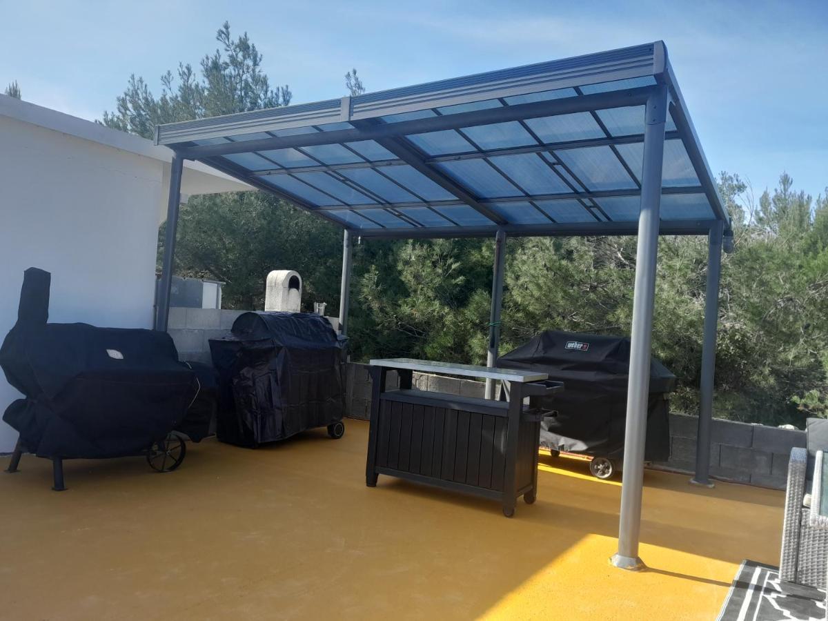 Caliente Apartments Vir A Exterior foto